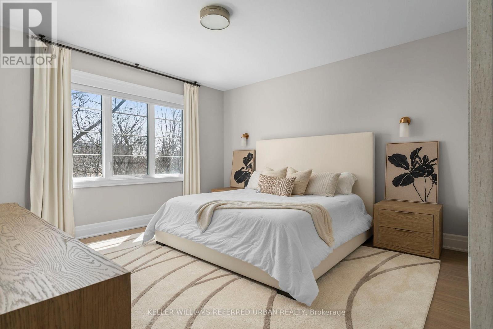 1318 Courtleigh Trail, Oakville, Ontario  L6H 7Y5 - Photo 16 - W12997664