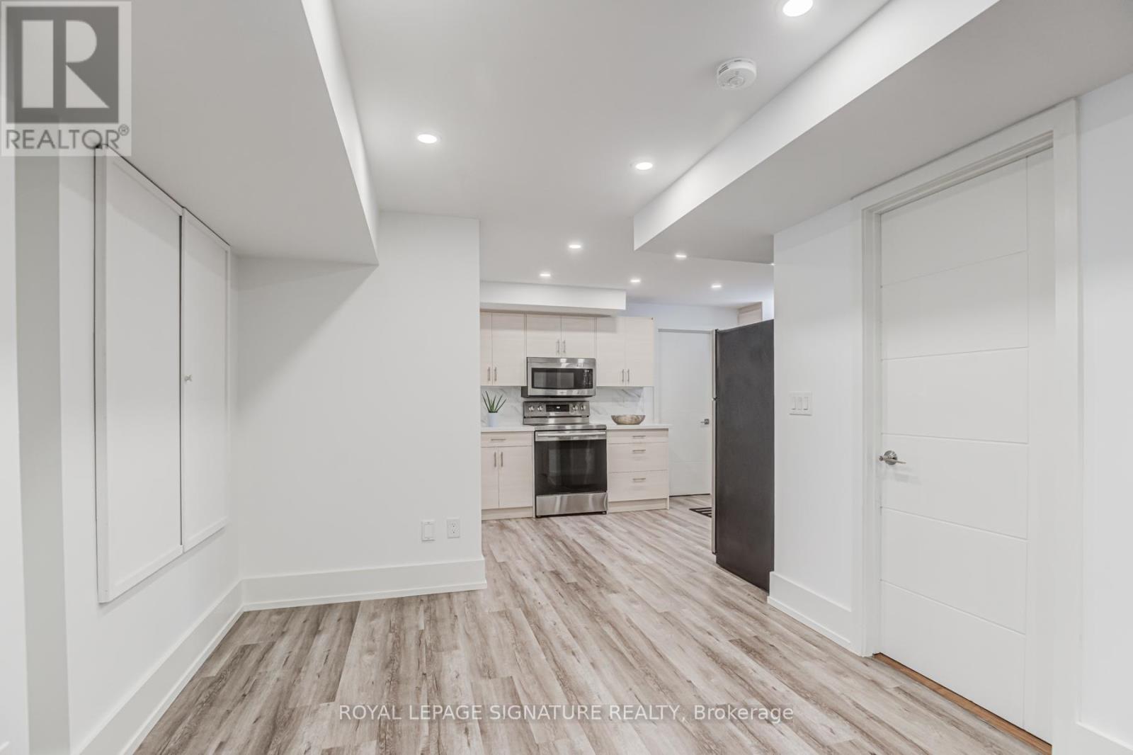 Bsmt - 36 Roxaline Street, Toronto, Ontario  M9P 2Y9 - Photo 11 - W12997676