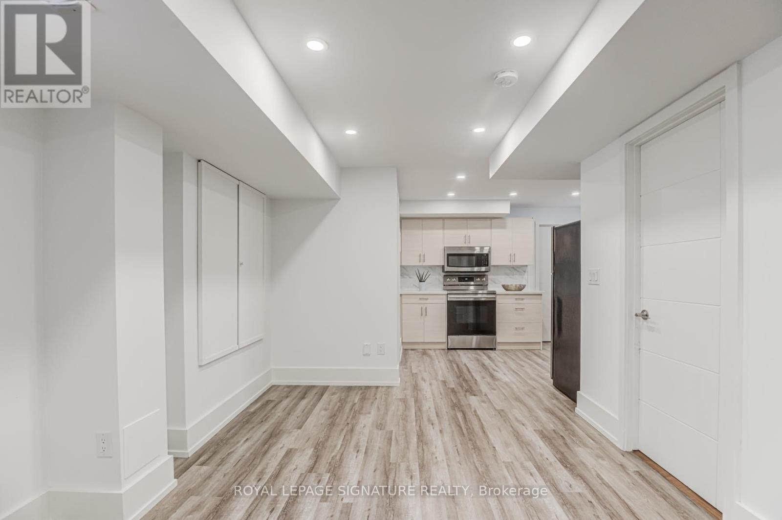 Bsmt - 36 Roxaline Street, Toronto, Ontario  M9P 2Y9 - Photo 12 - W12997676