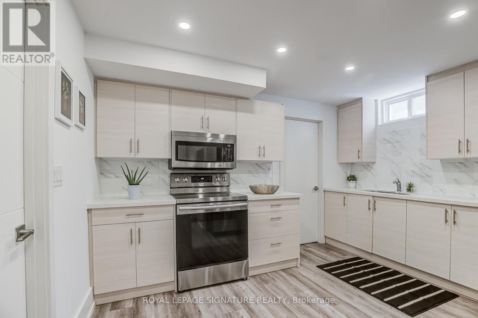 Bsmt - 36 Roxaline Street, Toronto, Ontario  M9P 2Y9 - Photo 20 - W12997676