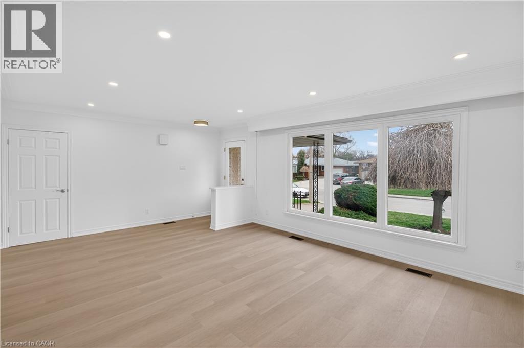 188 Tuxedo Avenue S, Hamilton, Ontario L8K 2S4 - Photo 10 - 40819348