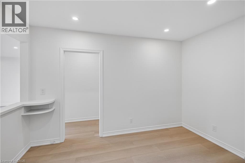 188 Tuxedo Avenue S, Hamilton, Ontario L8K 2S4 - Photo 13 - 40819348