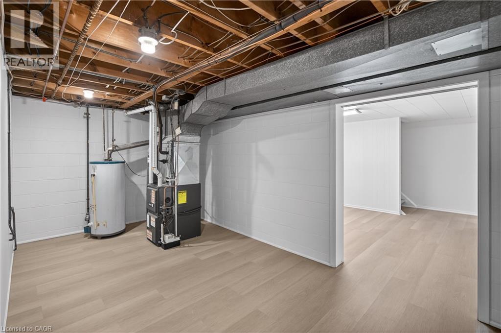 188 Tuxedo Avenue S, Hamilton, Ontario L8K 2S4 - Photo 38 - 40819348