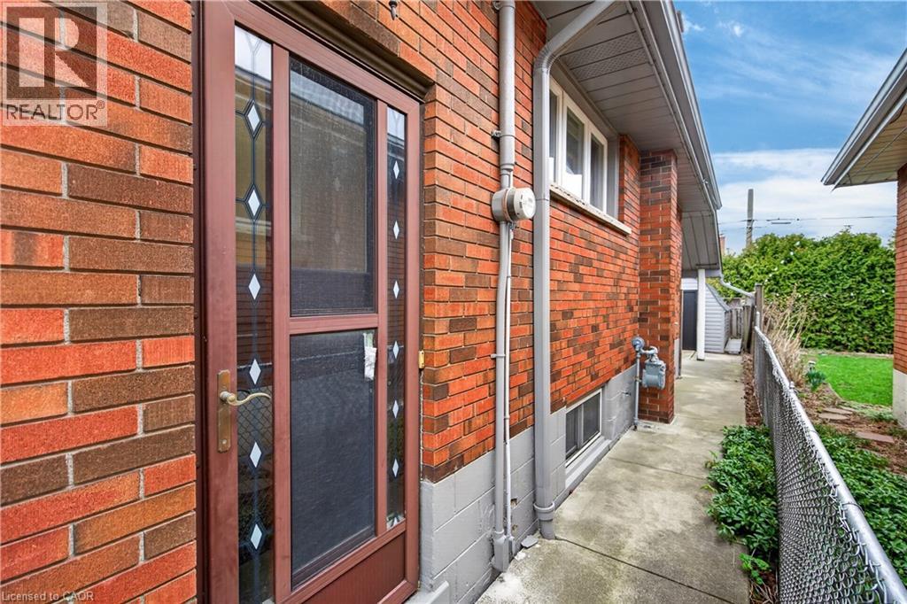 188 Tuxedo Avenue S, Hamilton, Ontario L8K 2S4 - Photo 40 - 40819348