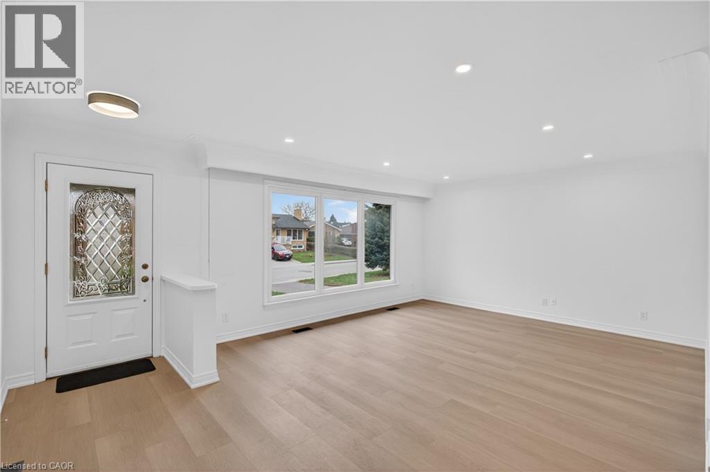 188 Tuxedo Avenue S, Hamilton, Ontario L8K 2S4 - Photo 6 - 40819348