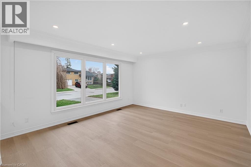 188 Tuxedo Avenue S, Hamilton, Ontario L8K 2S4 - Photo 7 - 40819348