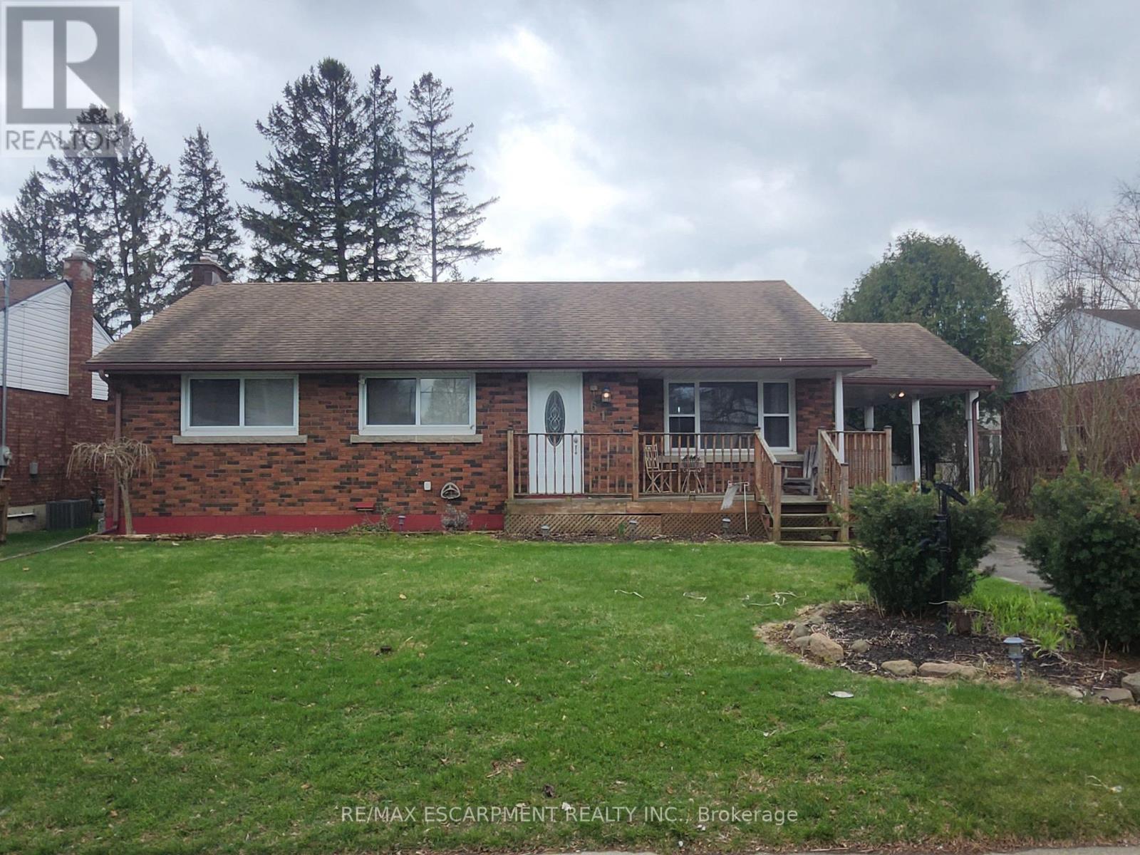 6142 SCOTT STREET, Niagara Falls, Ontario