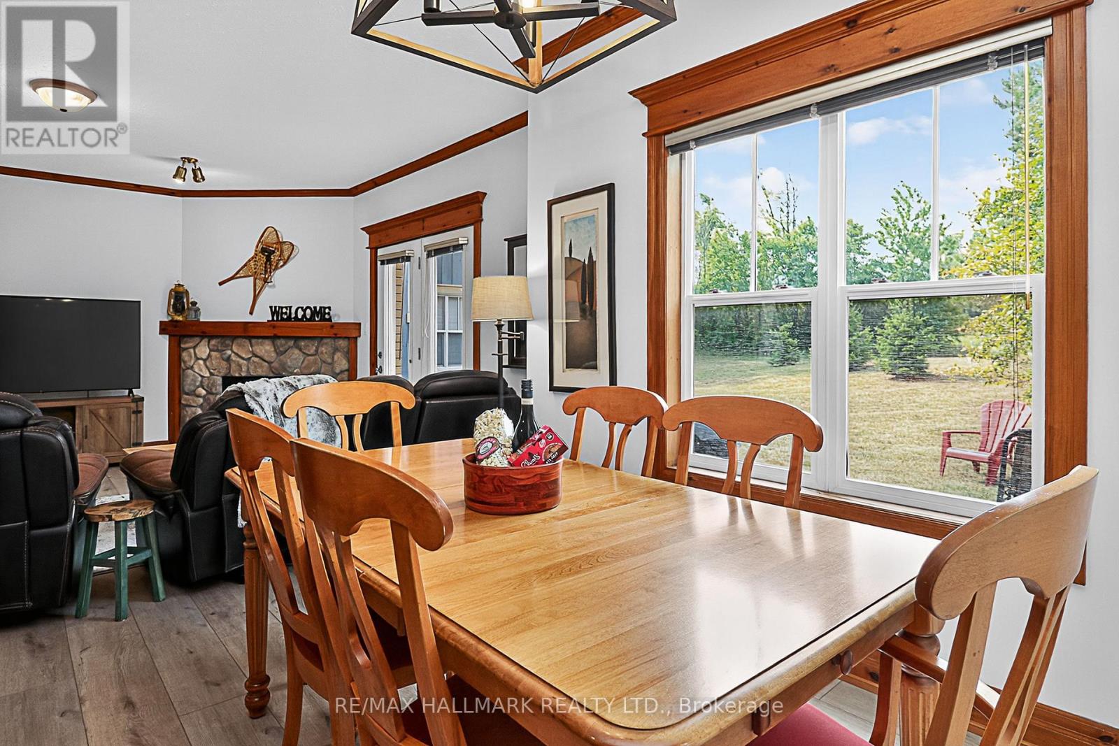 101 - 184 Snowbridge Way, Blue Mountains, Ontario  L9Y 0V1 - Photo 11 - X12997470