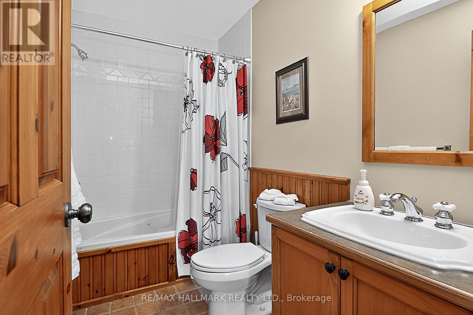 101 - 184 Snowbridge Way, Blue Mountains, Ontario  L9Y 0V1 - Photo 20 - X12997470