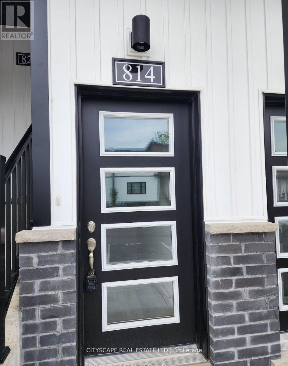 814 - 4263 Fourth Avenue, Niagara Falls, Ontario  L2E 0C2 - Photo 2 - X12997498