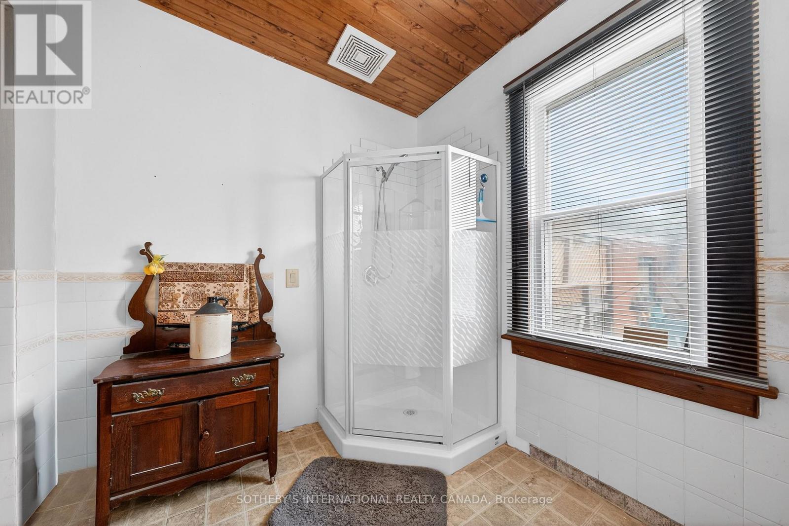 327 Park Street, Kitchener, Ontario  N2G 1N2 - Photo 24 - X12997586