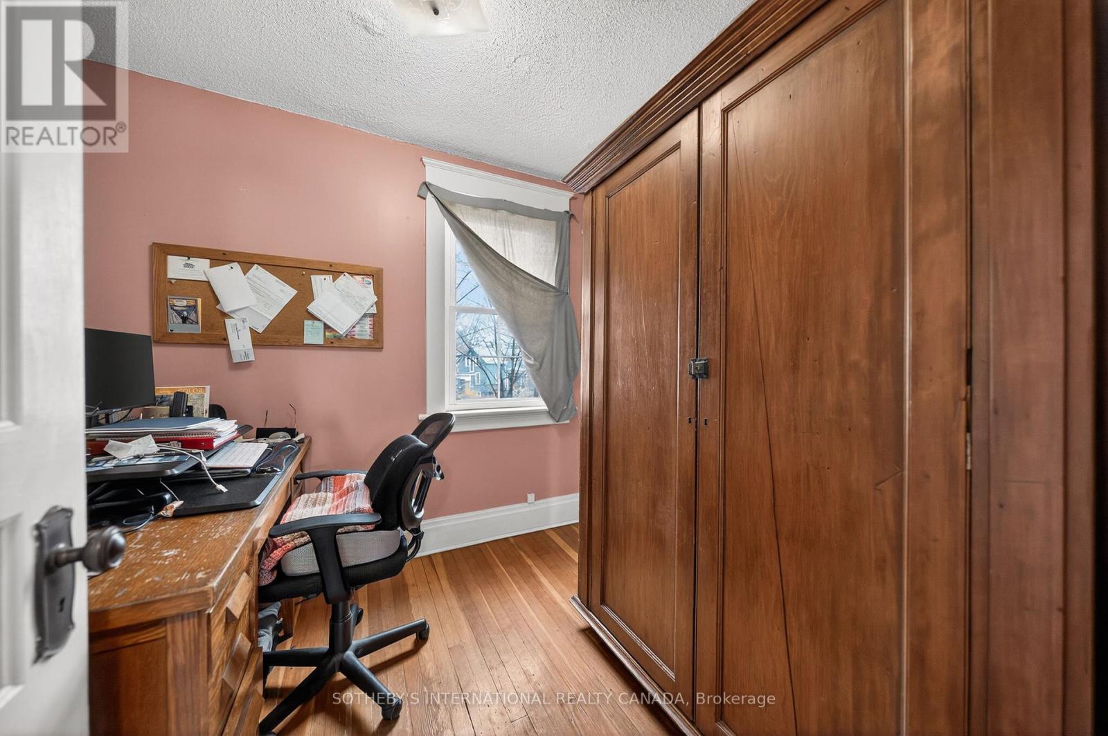 327 Park Street, Kitchener, Ontario  N2G 1N2 - Photo 35 - X12997586