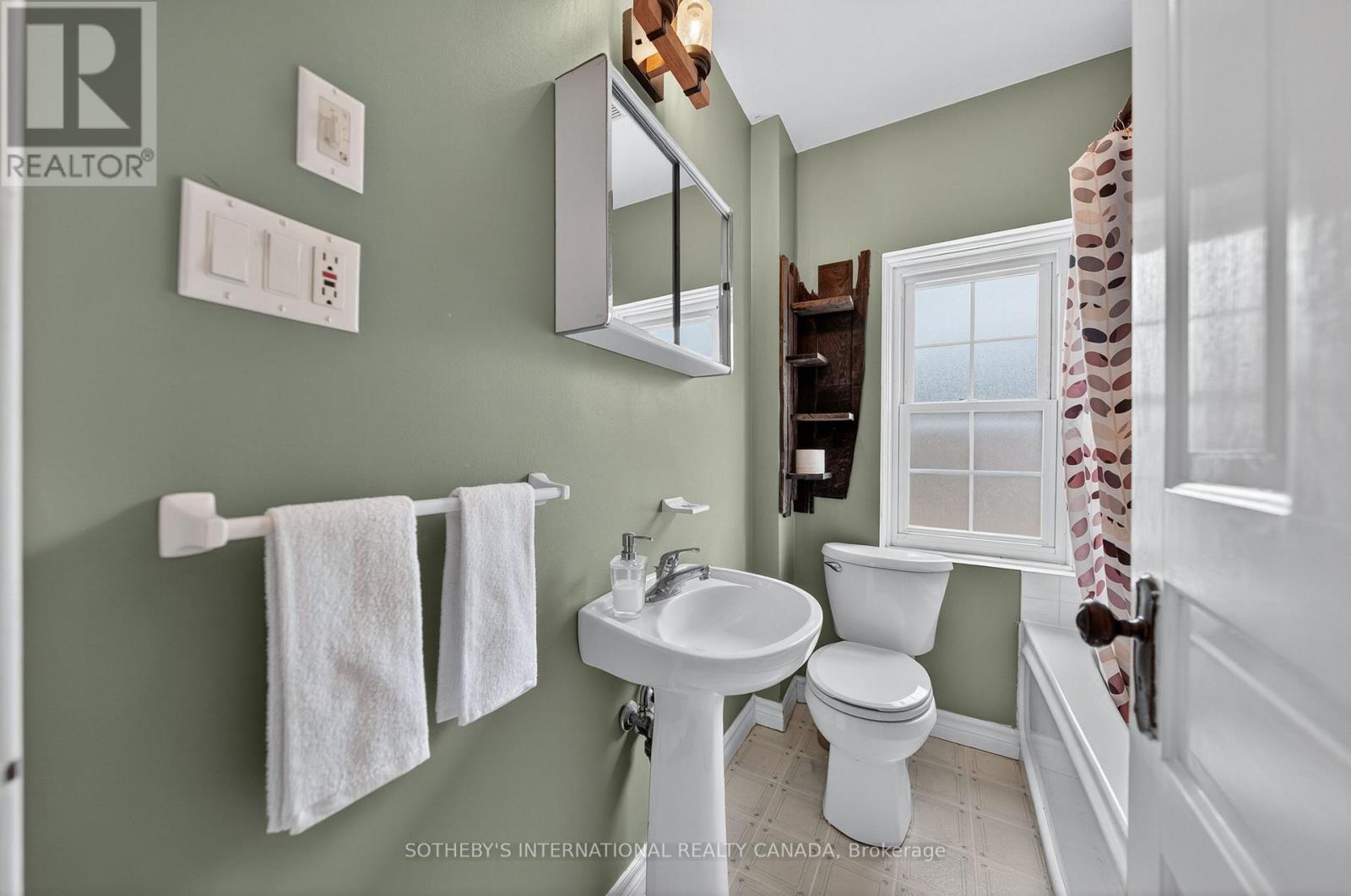 327 Park Street, Kitchener, Ontario  N2G 1N2 - Photo 38 - X12997586