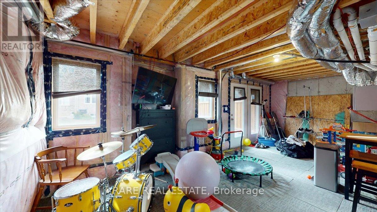 274 Skinner Road, Hamilton, Ontario  L8B 1X2 - Photo 33 - X12997616