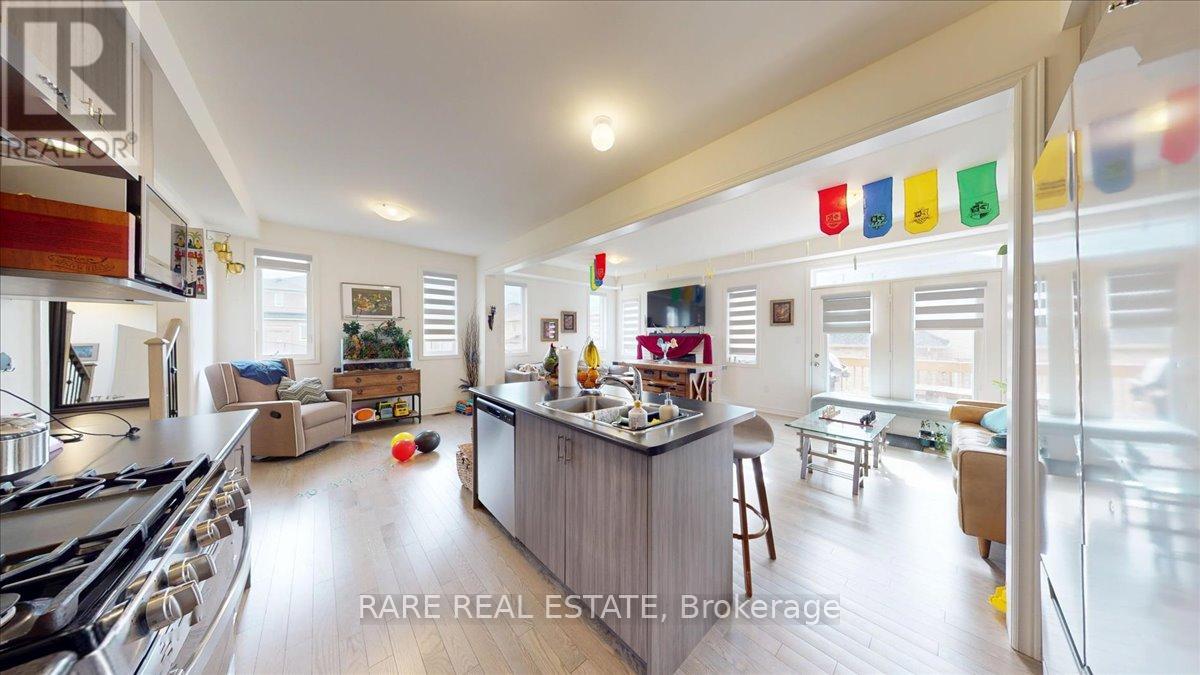 274 Skinner Road, Hamilton, Ontario  L8B 1X2 - Photo 4 - X12997616