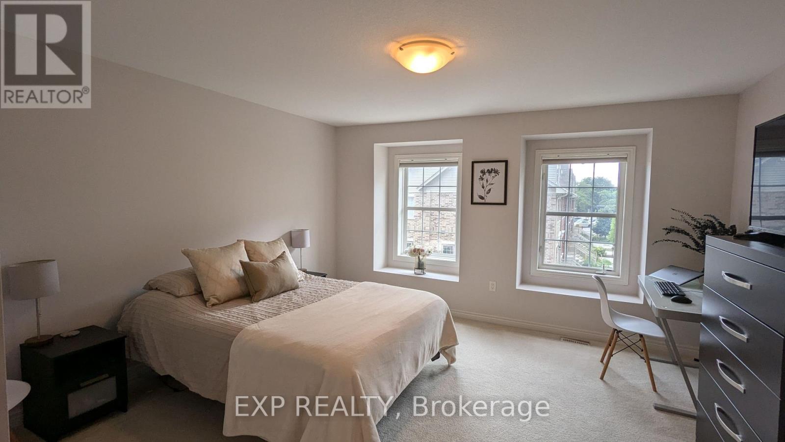 90 Robert Peel Road, Kitchener, Ontario  N2H 0B6 - Photo 17 - X12997630