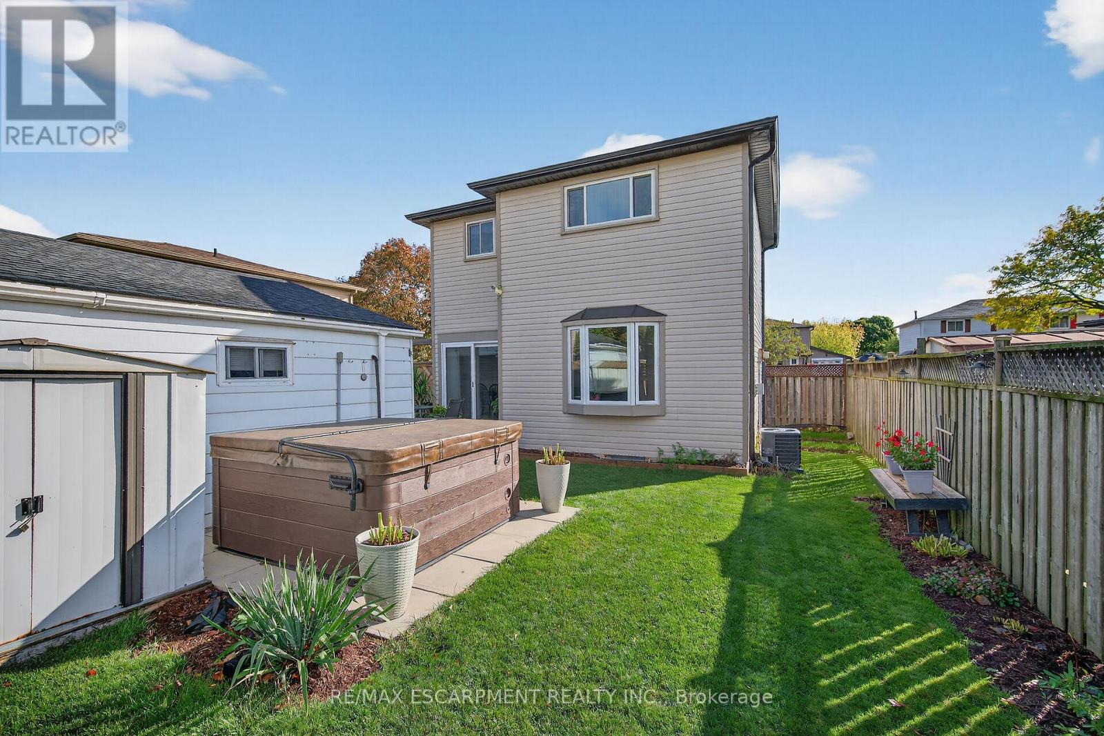 211 Birchcliffe Crescent, Hamilton, Ontario  L8T 4L1 - Photo 48 - X12997684