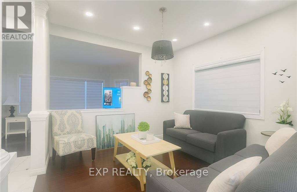 Upper - 235 Pineland Court, Waterloo, Ontario  N2T 2S3 - Photo 4 - X12997698