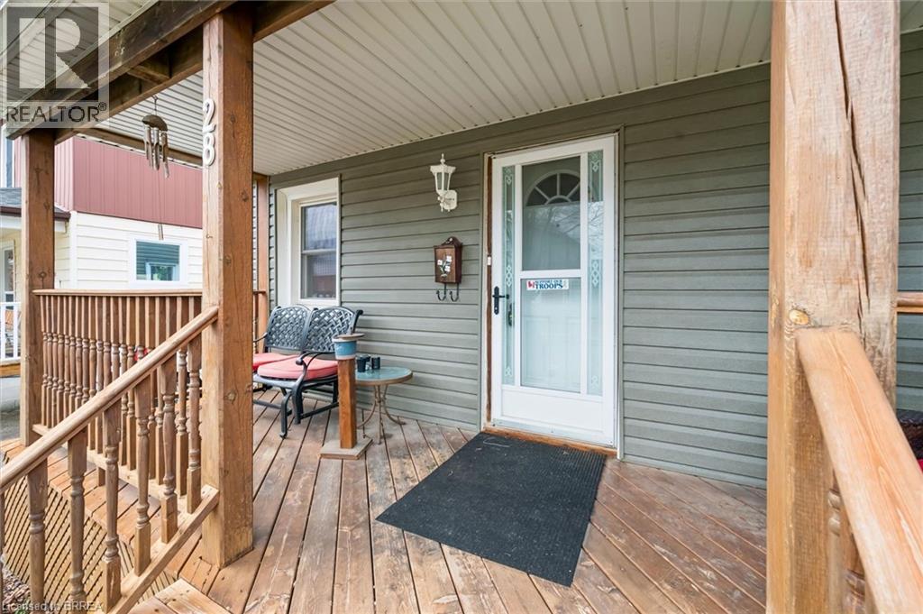 28 Davidson Street, Cambridge, Ontario  N1S 2T9 - Photo 5 - 40820559