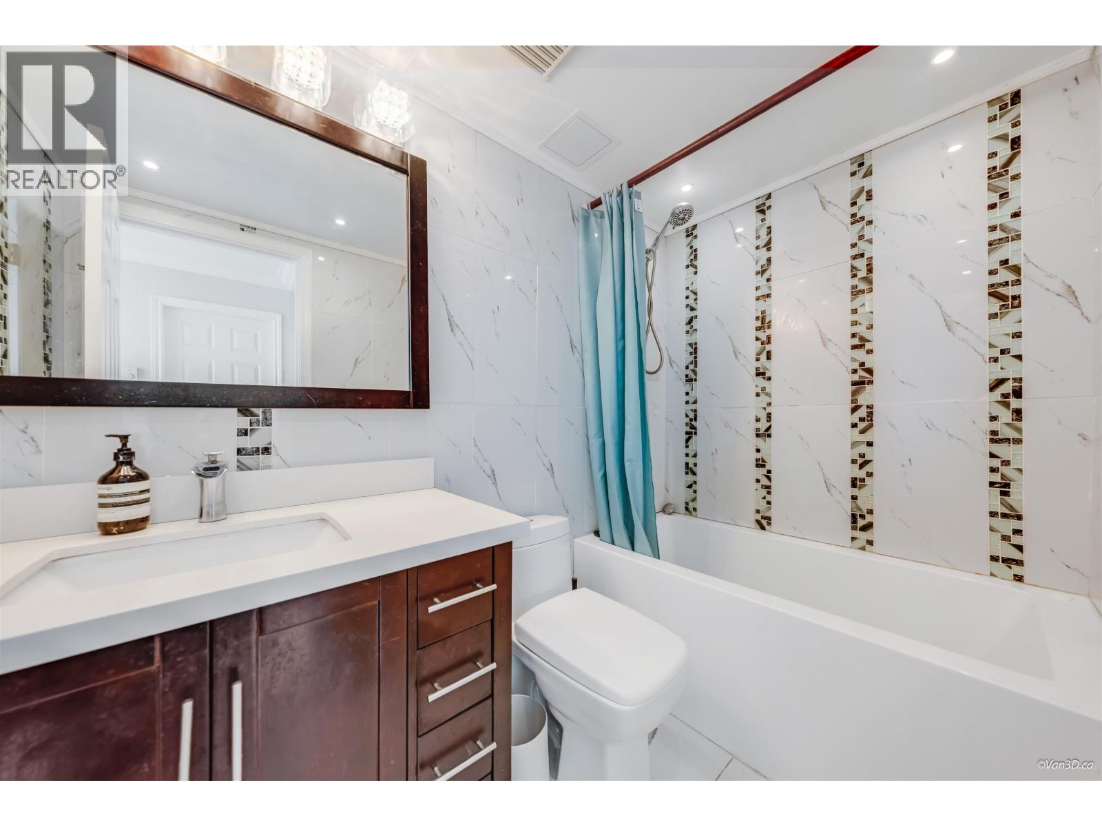 2401 9603 Manchester Drive, Burnaby, British Columbia  V3N 4Y7 - Photo 24 - R3110284