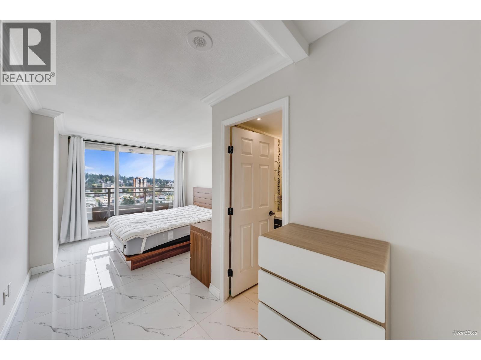 2401 9603 Manchester Drive, Burnaby, British Columbia  V3N 4Y7 - Photo 20 - R3110284