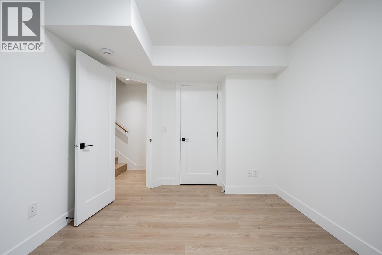 102 957 Edgar Avenue, Coquitlam, British Columbia  V3K 2K1 - Photo 25 - R3111131