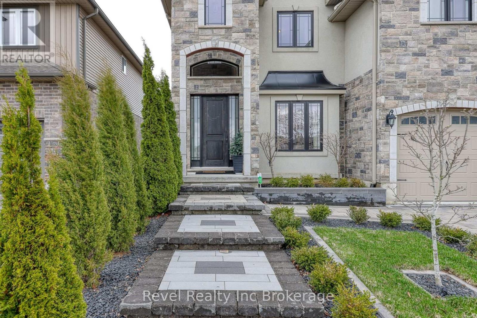 336 Munnoch Boulevard, Woodstock, Ontario  N4T 0H6 - Photo 6 - X12840592