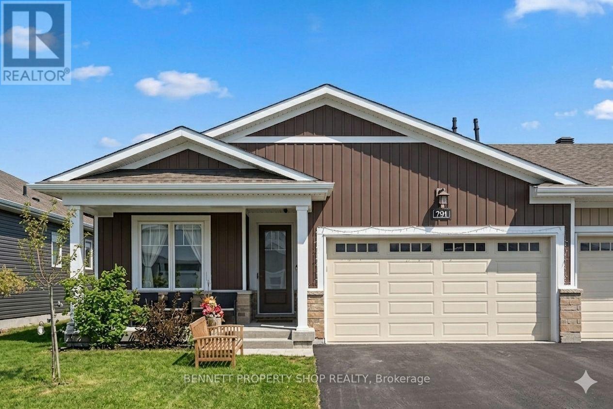 791 COAST CIRCLE, Ottawa, Ontario
