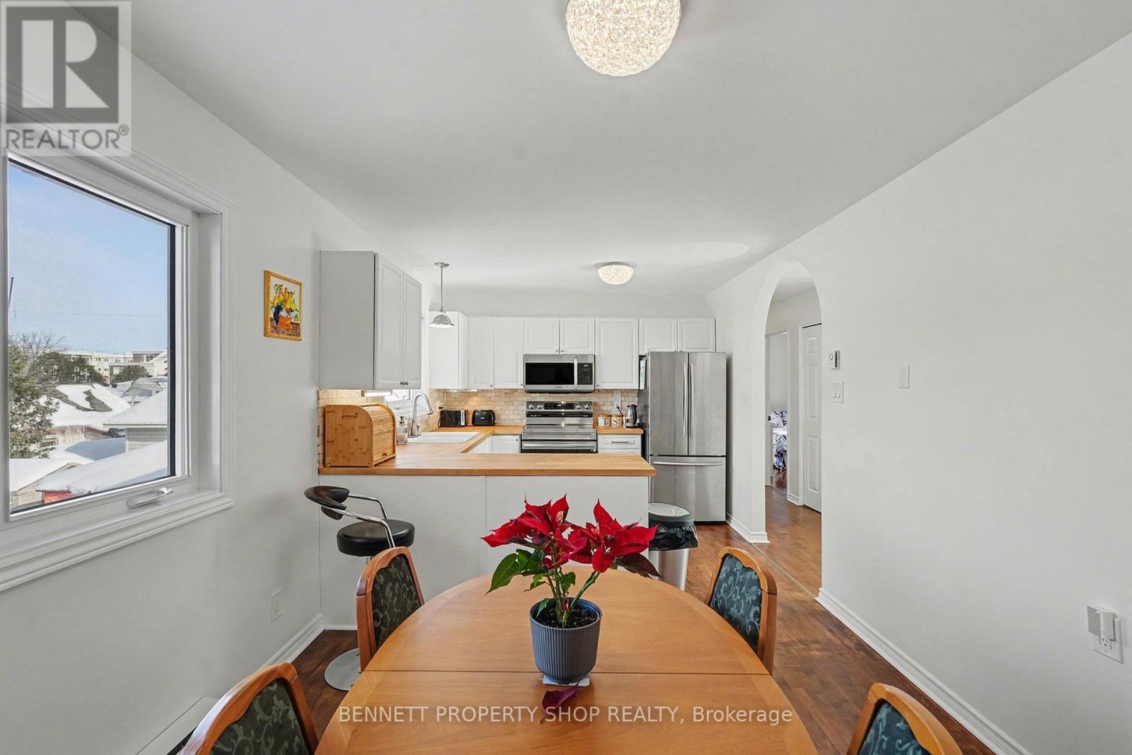 187 Nelson Street E, Carleton Place, Ontario  K7C 1A1 - Photo 4 - X12734316