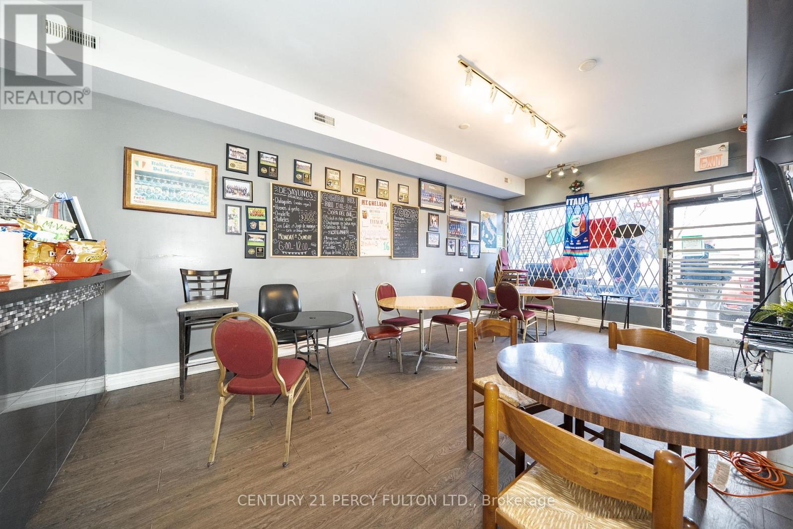 744-746 Wilson Avenue, Toronto, Ontario  M3K 1E2 - Photo 28 - W12992868