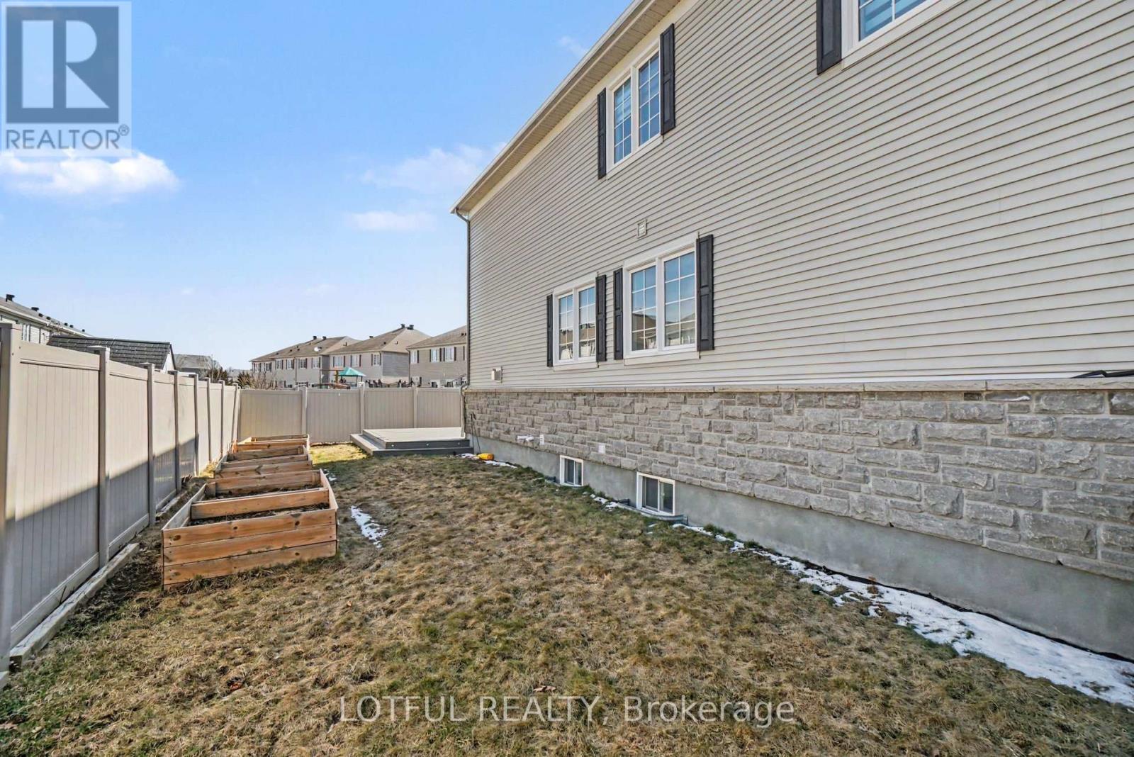 836 Kennacraig Private, Ottawa, Ontario  K2J 5T6 - Photo 34 - X12985318