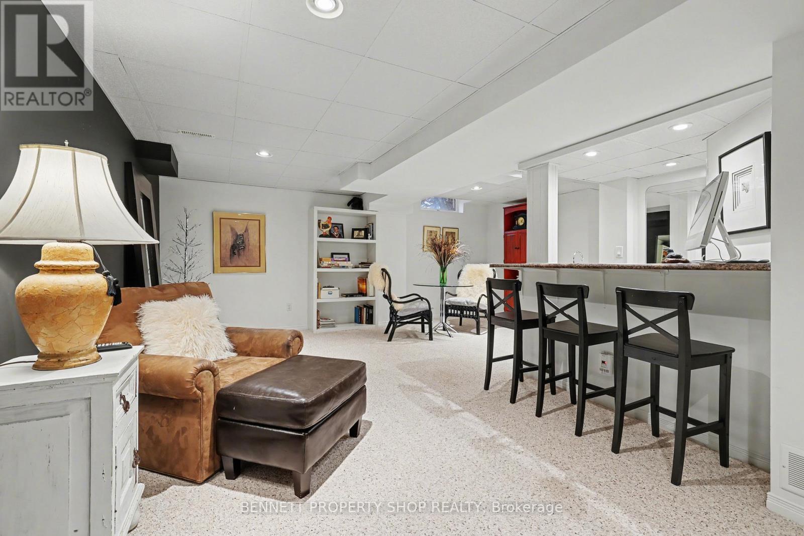 12 Sherk Crescent, Ottawa, Ontario  K2K 2L4 - Photo 28 - X12936900