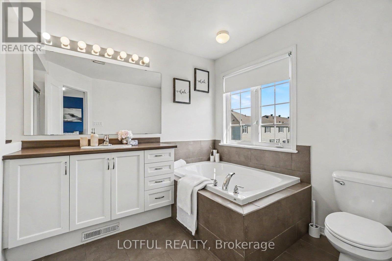 836 Kennacraig Private, Ottawa, Ontario  K2J 5T6 - Photo 24 - X12985318