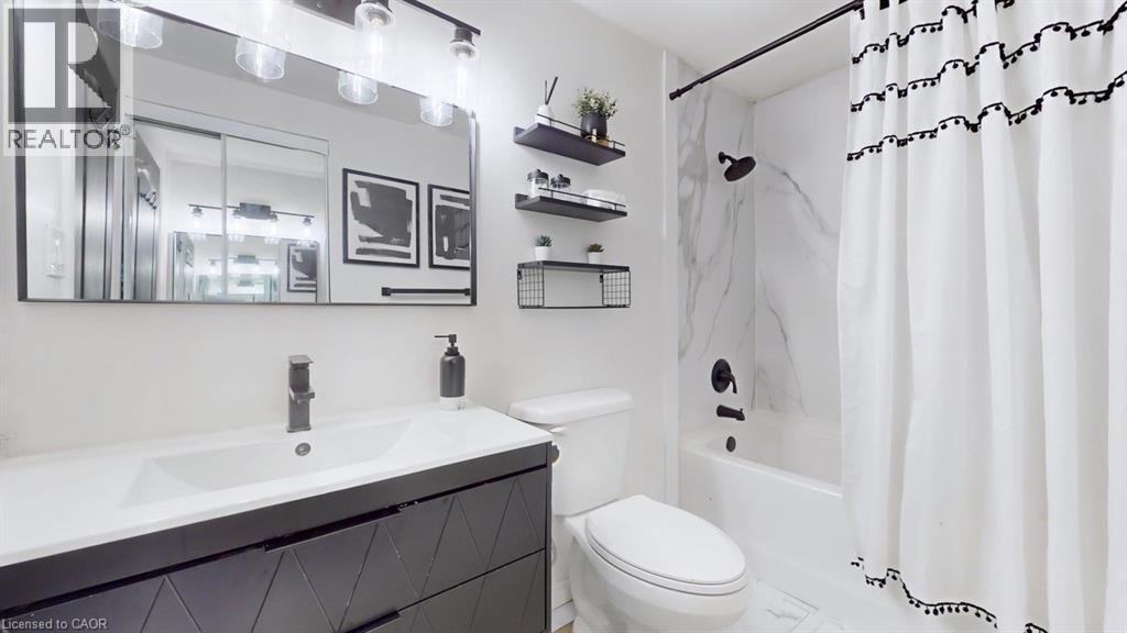 52 Adelaide Street Unit# 32, Barrie, Ontario  L4N 3T5 - Photo 12 - 40811303