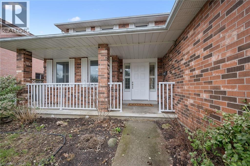59 Bayne Crescent, Cambridge, Ontario  N1T 1E2 - Photo 2 - 40811156