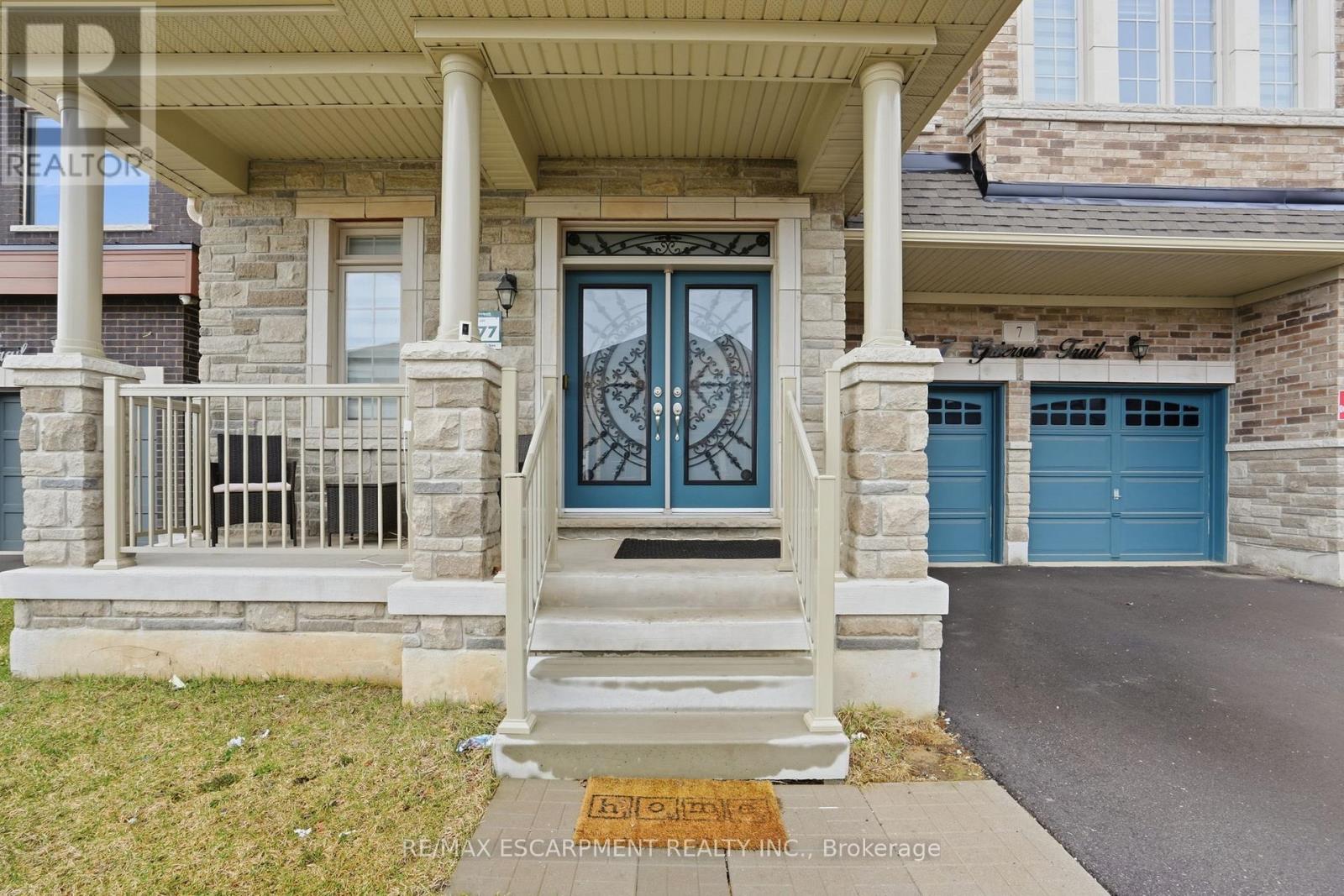 7 Grierson Trail, Hamilton, Ontario  L8B 1Z7 - Photo 2 - X12897270