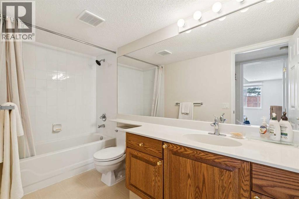 12 Signal Hill Lane SW, Calgary, Alberta  T3H 3N8 - Photo 32 - A2299943