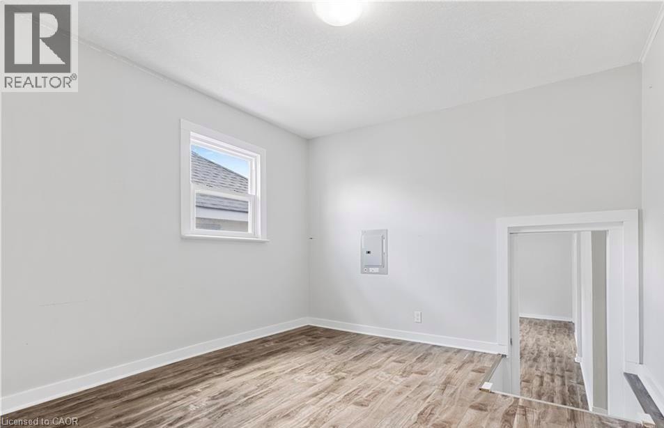 235 Hamilton Road, London, Ontario  N5Z 1P9 - Photo 15 - 40820697