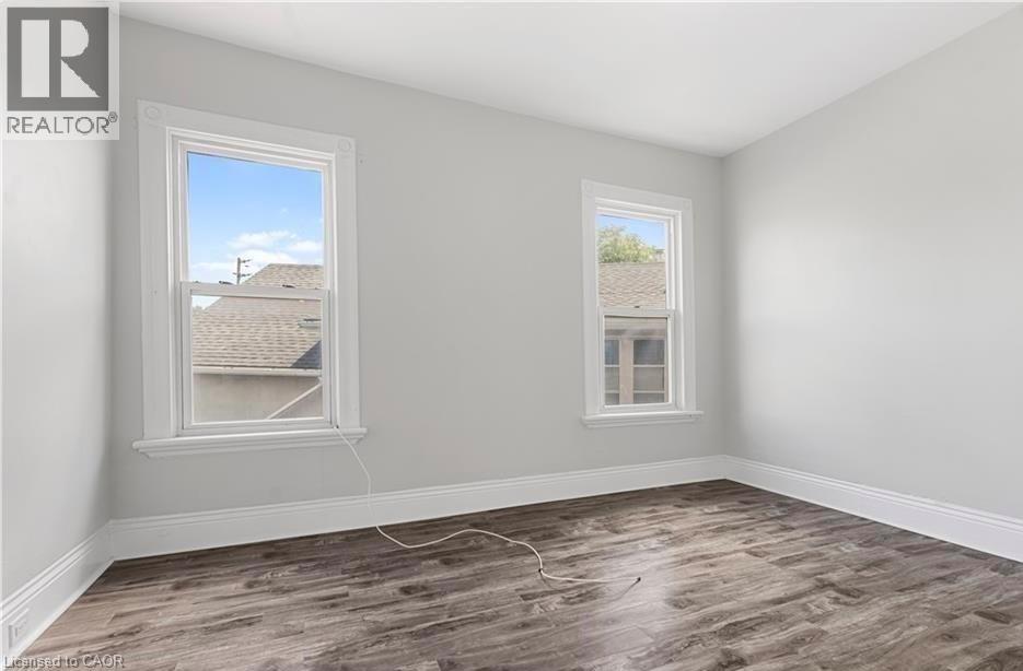 235 Hamilton Road, London, Ontario  N5Z 1P9 - Photo 4 - 40820697