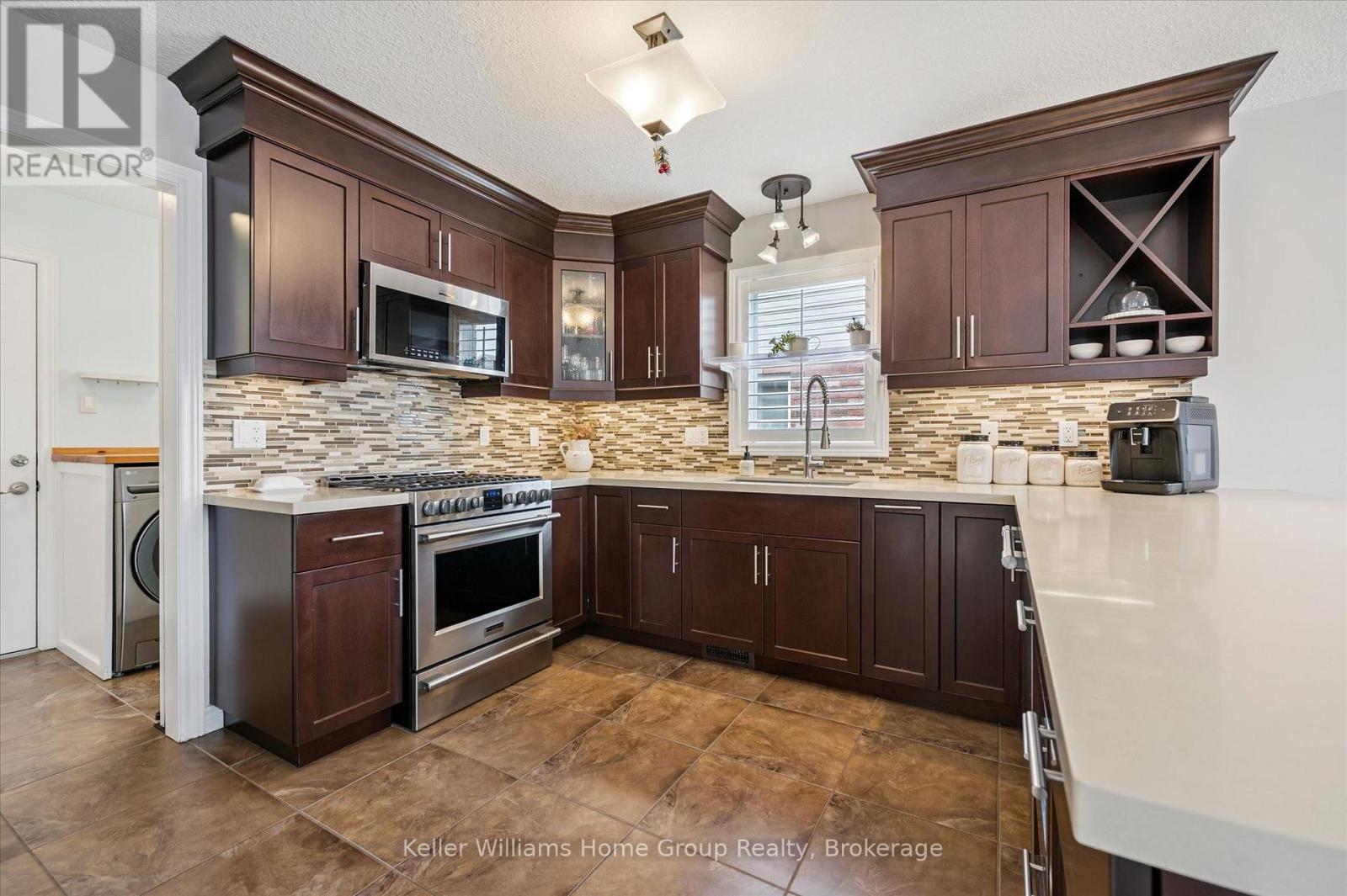 31 Healey Street, Centre Wellington, Ontario  N0B 1S0 - Photo 11 - X12970758