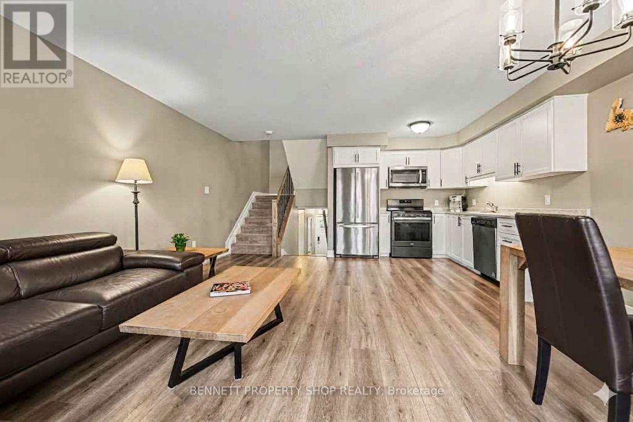 33 Staples Boulevard, Smiths Falls, Ontario  K7A 0B5 - Photo 5 - X12997764