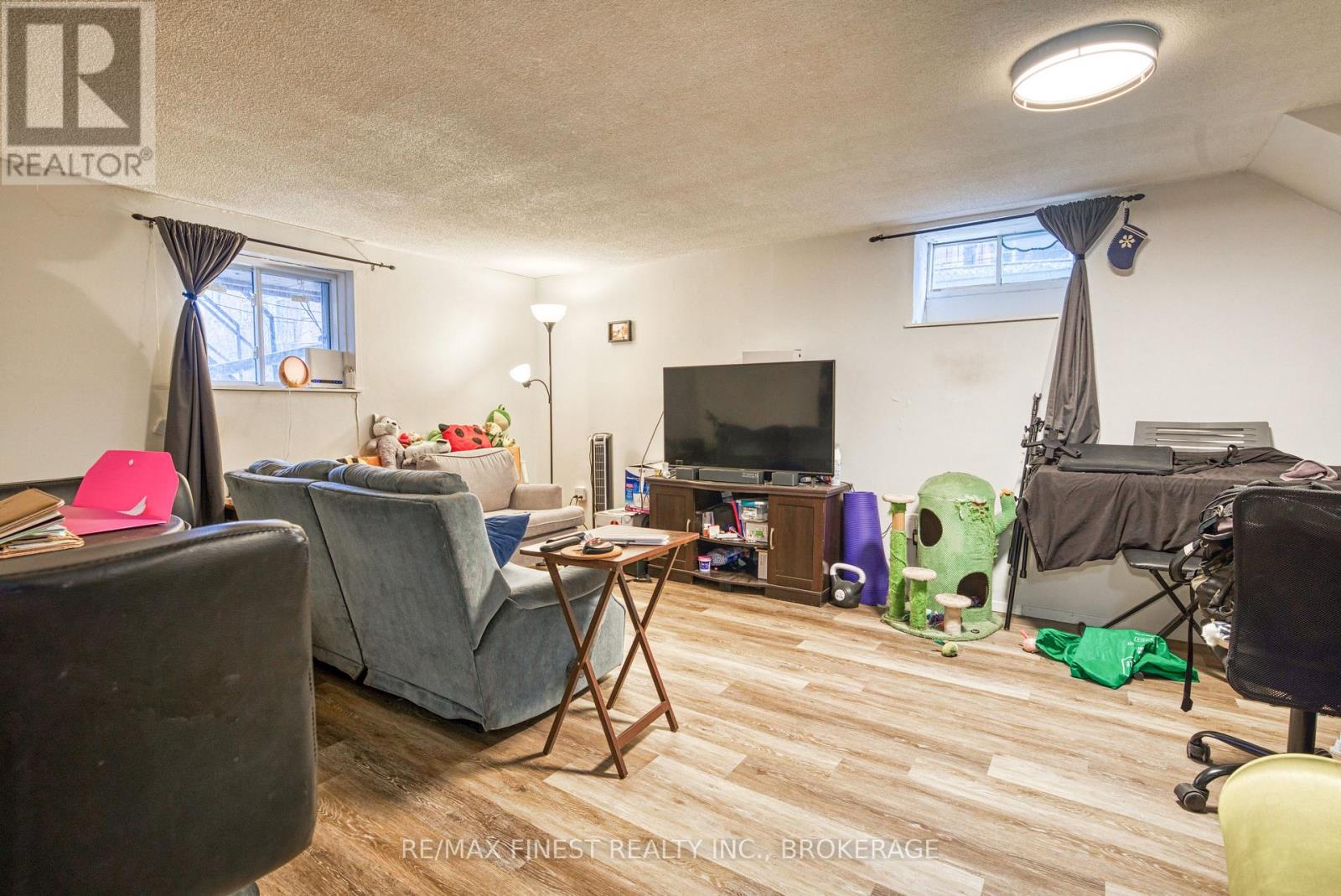 271-273 Rideau Street, Kingston, Ontario  K7K 3A7 - Photo 24 - X12997694