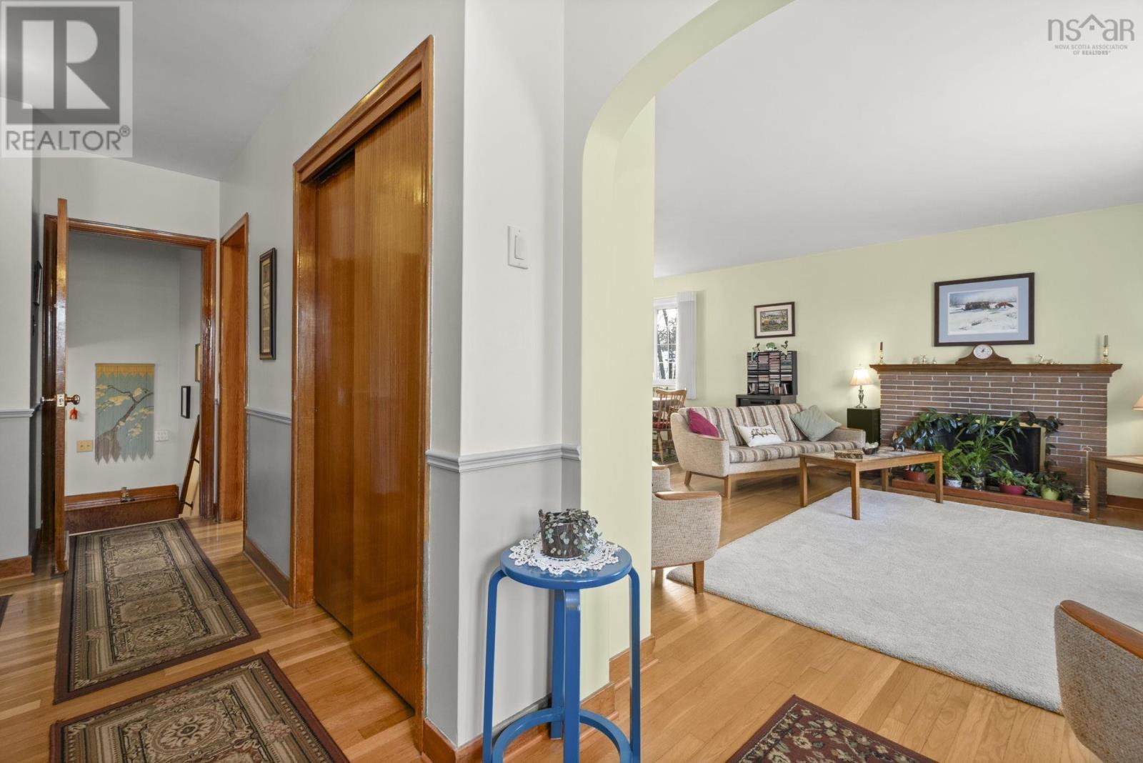 16 Canary Crescent, Halifax, Nova Scotia  B3M 1R1 - Photo 4 - 202601274