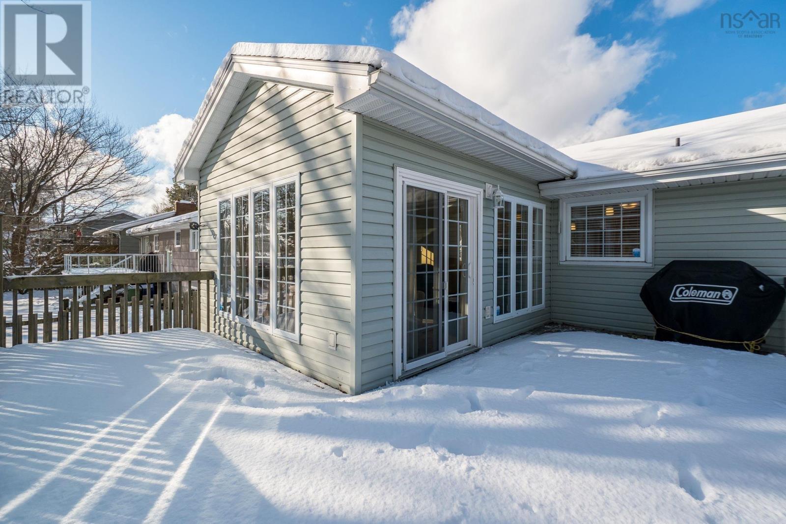 16 Canary Crescent, Halifax, Nova Scotia  B3M 1R1 - Photo 41 - 202601274