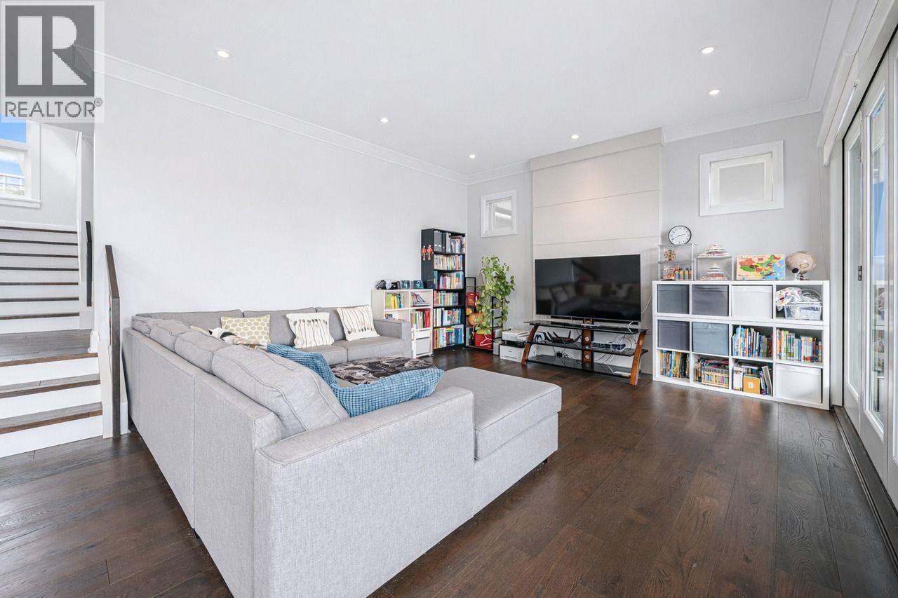 225 Tamarack Road, North Vancouver, British Columbia  V7N 1S3 - Photo 17 - R3111197