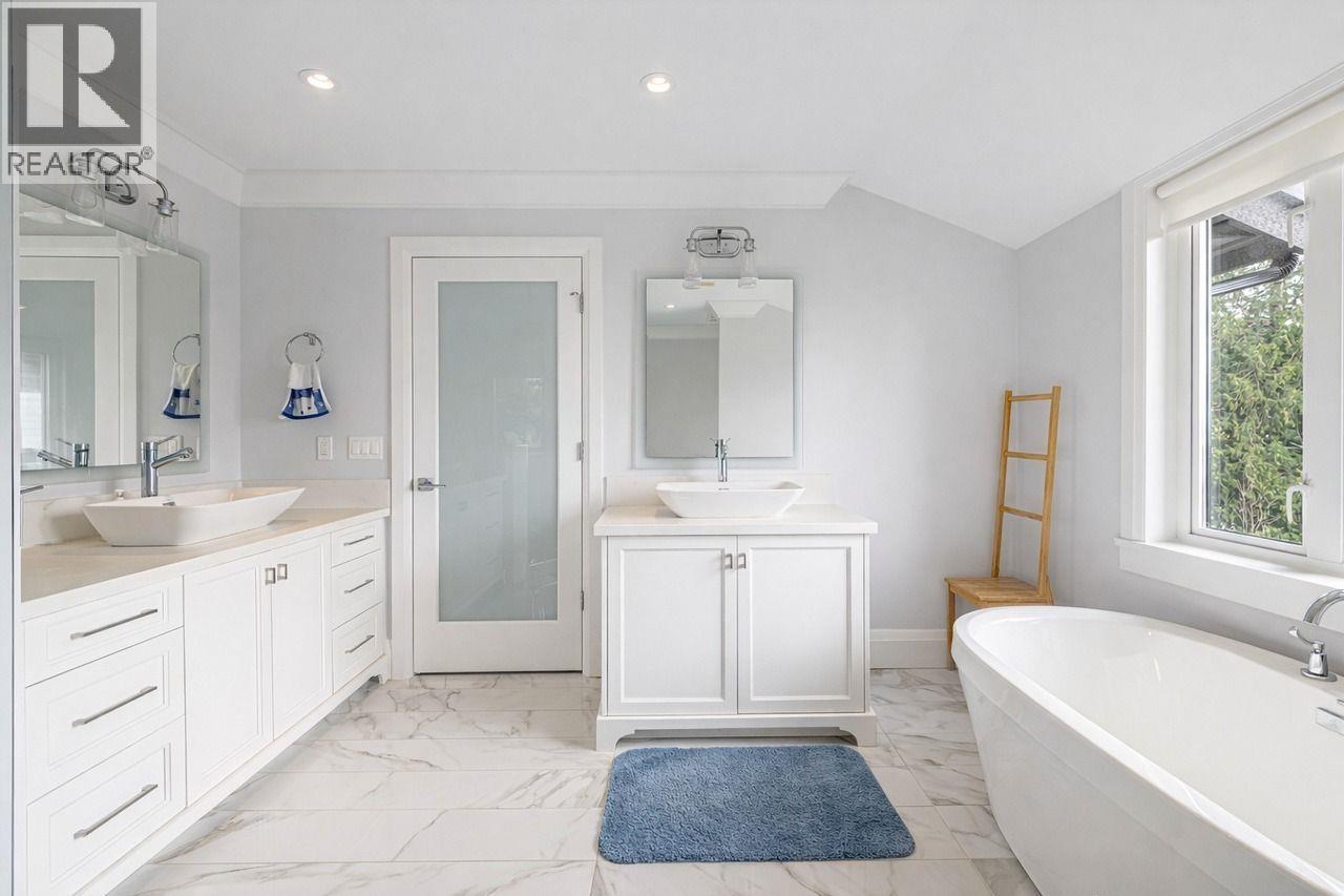 225 Tamarack Road, North Vancouver, British Columbia  V7N 1S3 - Photo 28 - R3111197