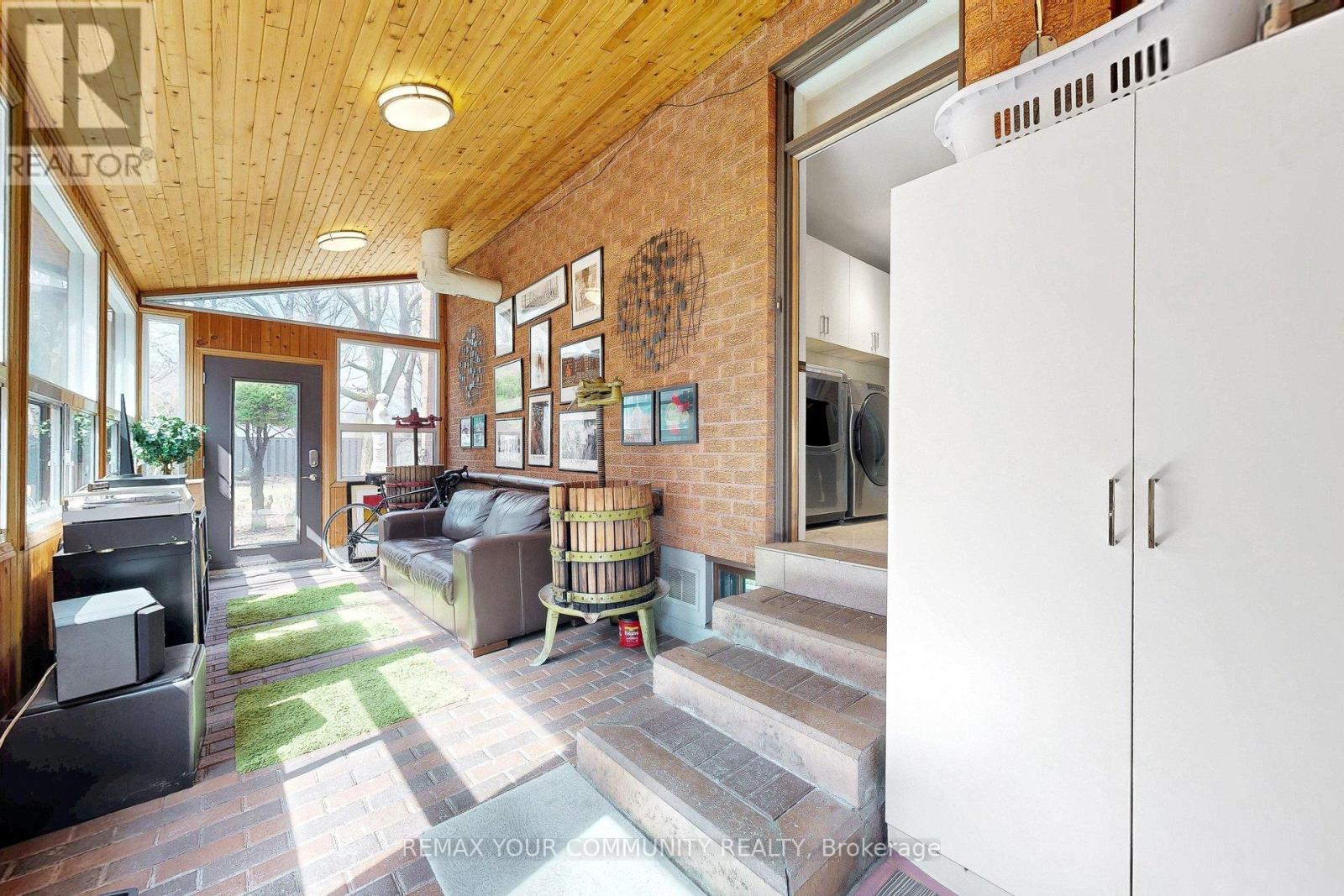 186 Wigwoss Drive, Vaughan, Ontario  L4L 4H2 - Photo 28 - N12963566