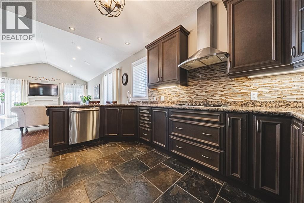 137 Pinehill Drive, Stoney Creek, Ontario  L0R 1P0 - Photo 14 - 40819170