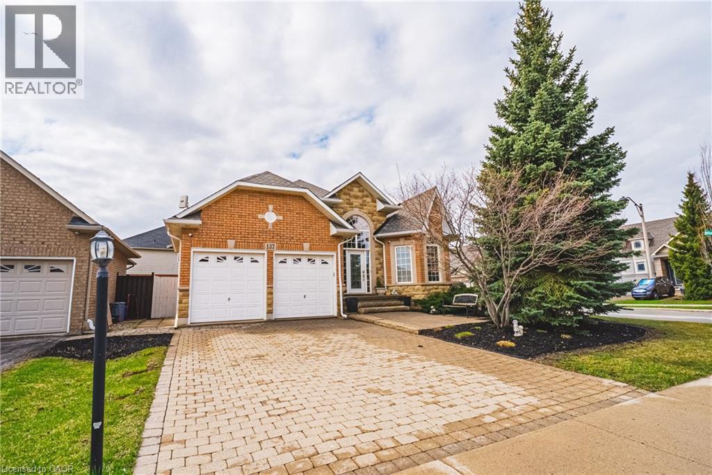 137 PINEHILL Drive, Stoney Creek, Ontario