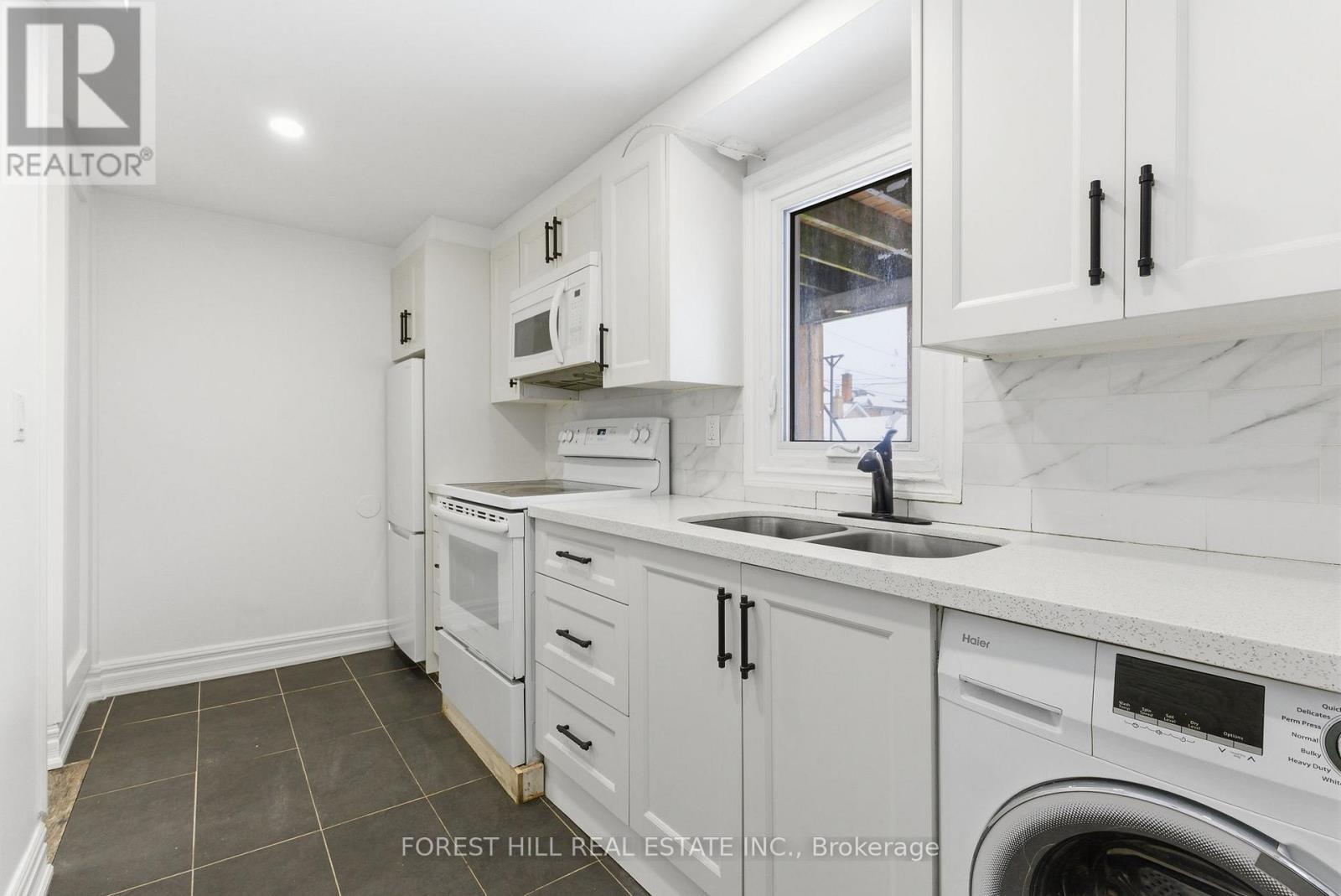 1297 Davenport Road, Toronto, Ontario  M6H 2H3 - Photo 18 - W12802656